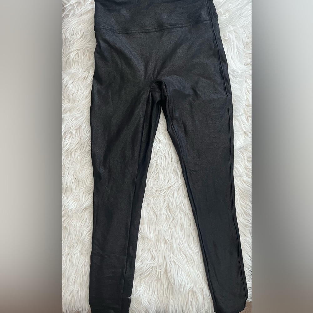 Spanx faux leather leggings. Black